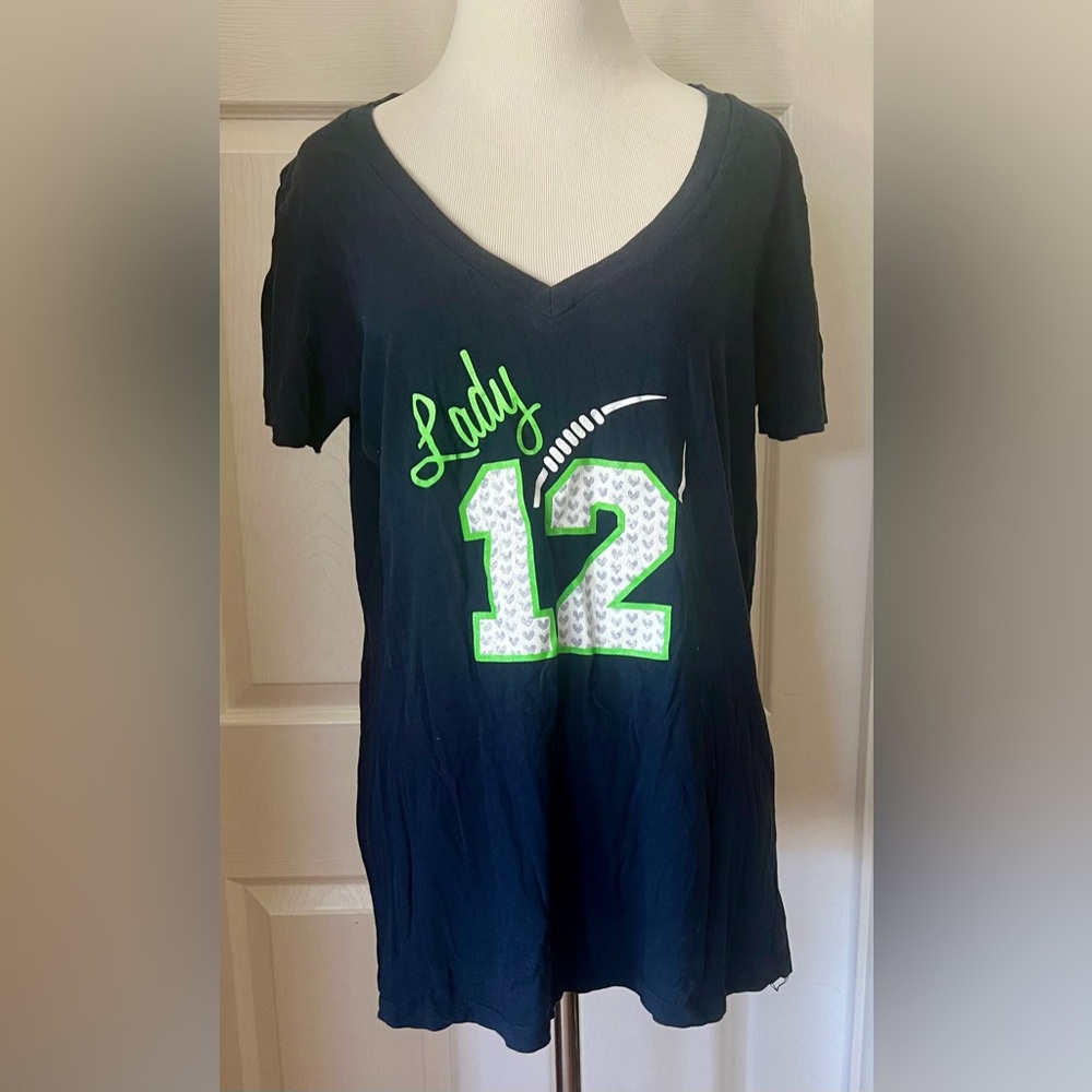 Seahawks “Lady 12” V-neck Navy Blue Graphic Tee